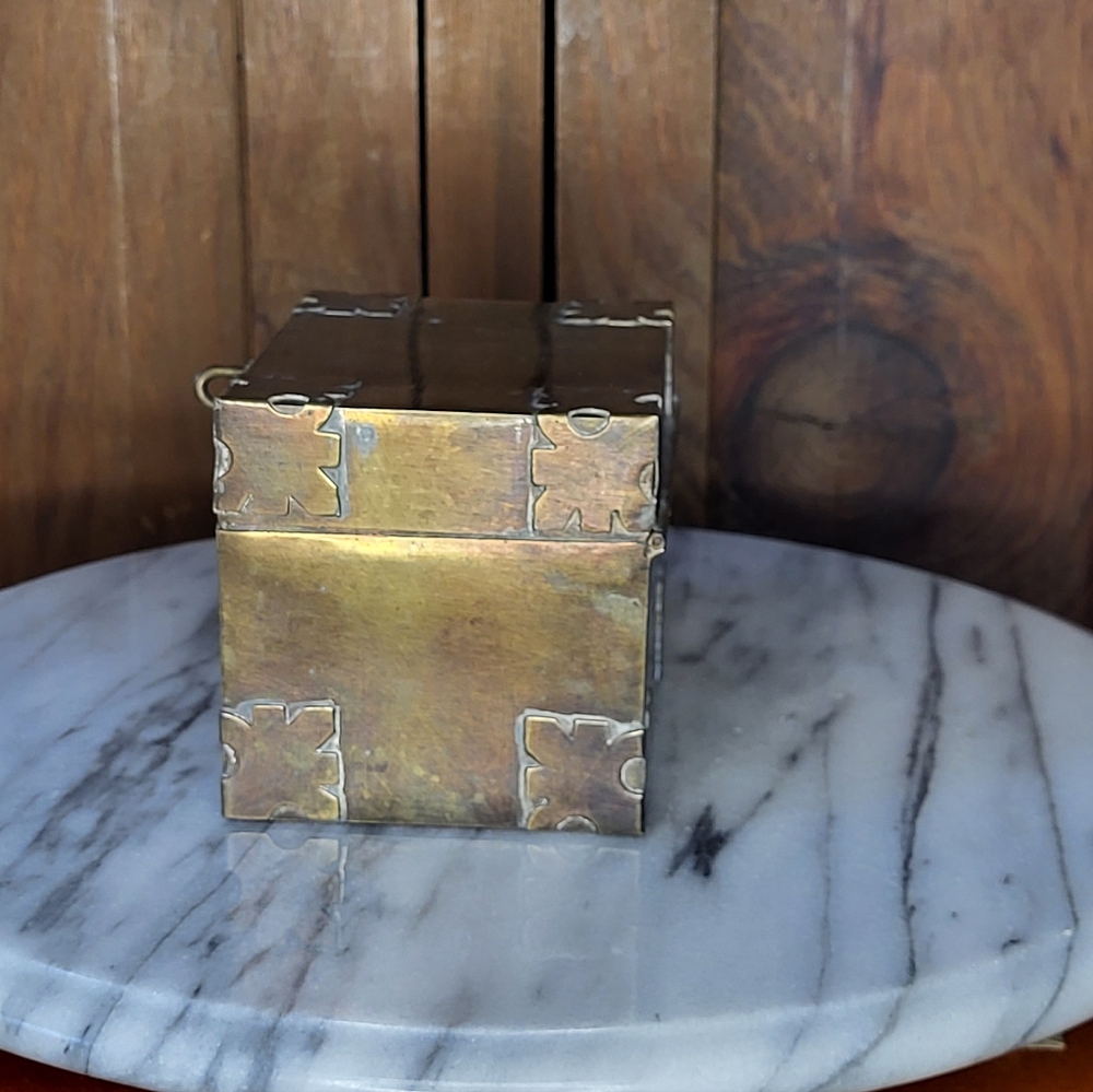 Vintage Brass Trinket Box - Picture 7 of 14